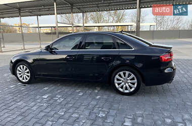 Седан Audi A4 2013 в 