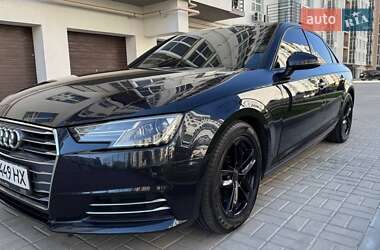 Седан Audi A4 2016 в 