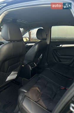 Седан Audi A4 2012 в 