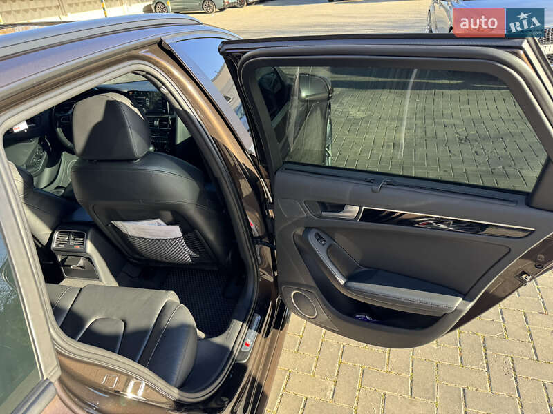 Универсал Audi A4 2010 в Одессе