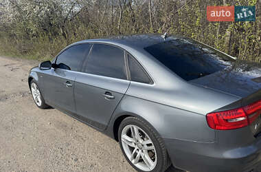 Седан Audi A4 2012 в 
