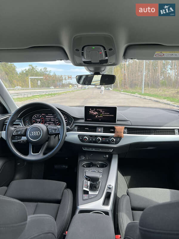 Универсал Audi A4 2019 в Киеве
