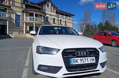 Седан Audi A4 2013 в 