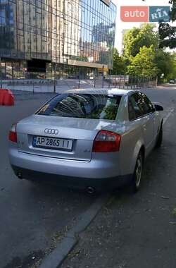Седан Audi A4 2002 в 