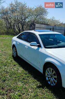Седан Audi A4 2011 в 