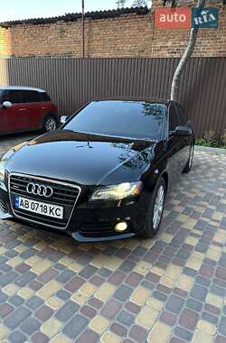 Седан Audi A4 2012 в 