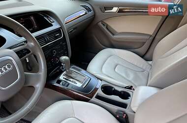 Седан Audi A4 2012 в 