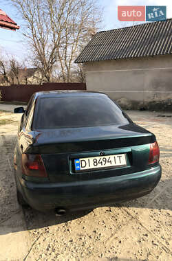 Седан Audi A4 1996 в 