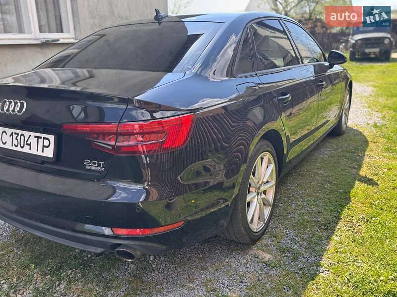 Седан Audi A4 2016 в Стрые
