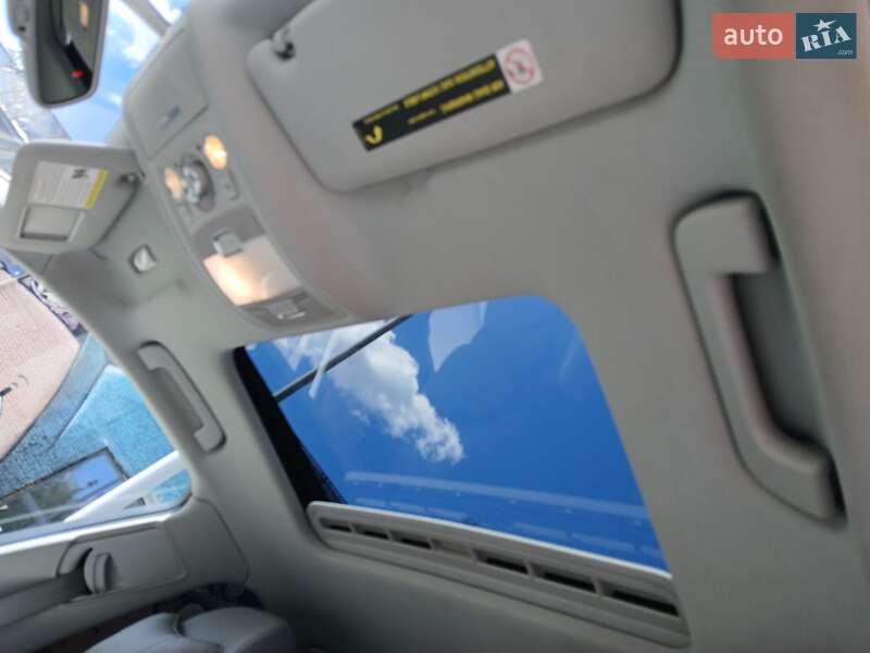 Седан Audi A4 2012 в Луцке