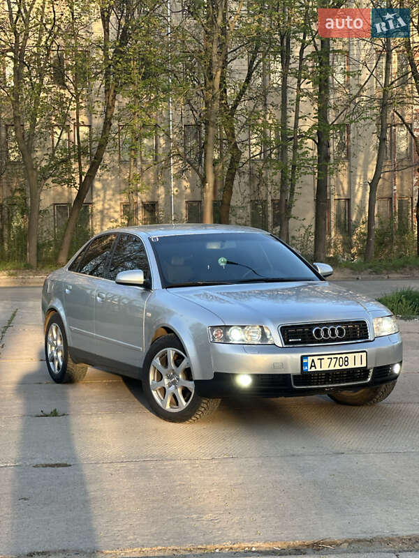 Седан Audi A4 2003 в Коломые