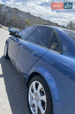 Седан Audi A4 2002 в 