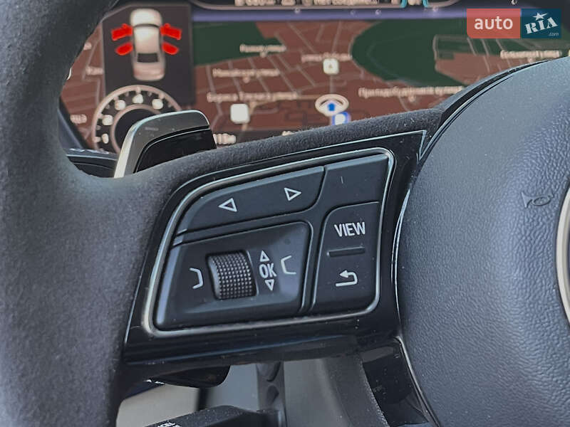 Седан Audi A4 2016 в Львове