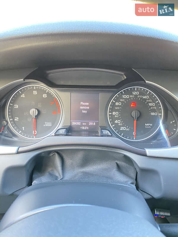 Седан Audi A4 2009 в Тернополе