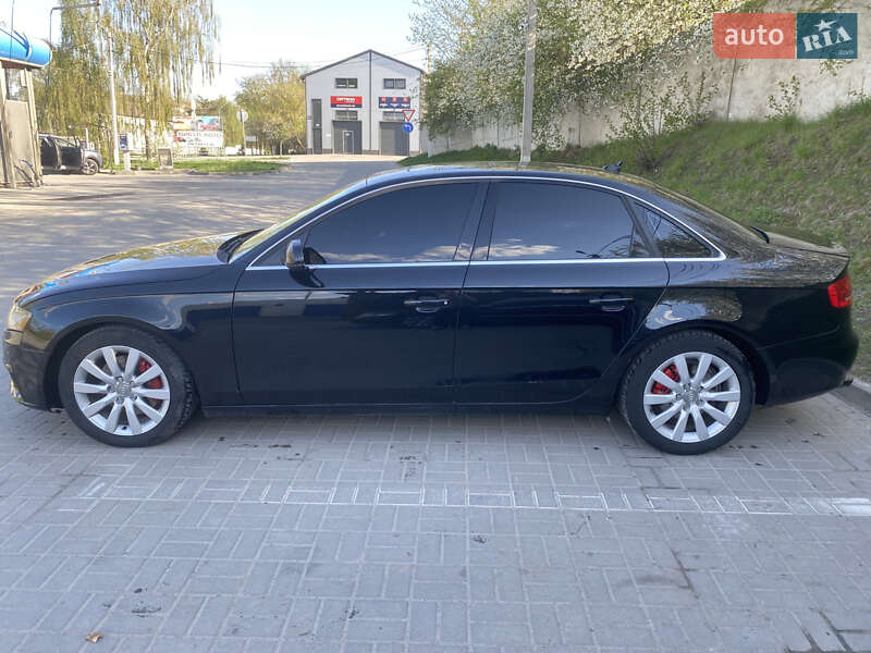 Седан Audi A4 2009 в Тернополе
