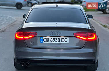 Седан Audi A4 2013 в 