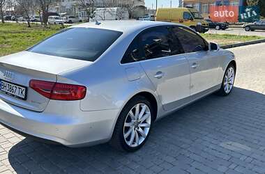 Седан Audi A4 2014 в 