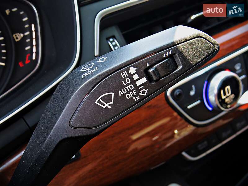 Седан Audi A4 2019 в Черкасах