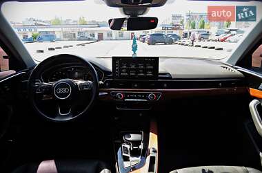Седан Audi A4 2019 в 