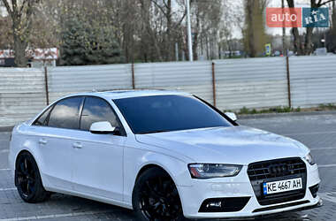 Седан Audi A4 2012 в 