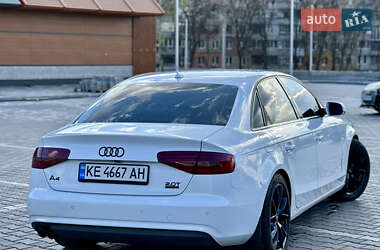 Седан Audi A4 2012 в 