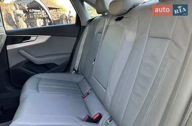 Седан Audi A4 2017 в 