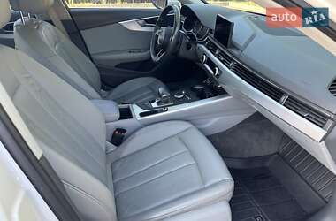 Седан Audi A4 2017 в 