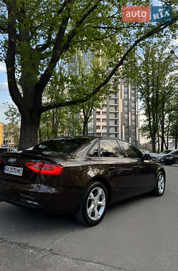 Седан Audi A4 2012 в 