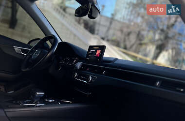Седан Audi A4 2019 в 