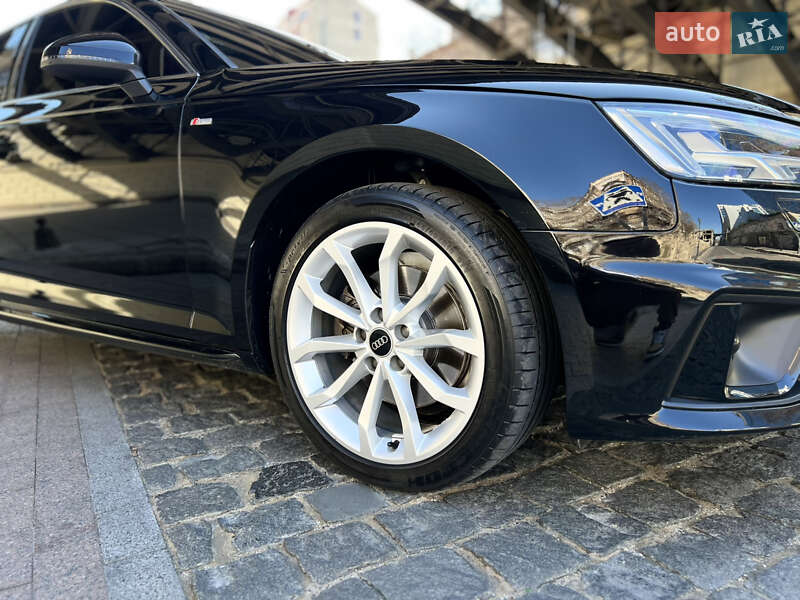 Седан Audi A4 2019 в Одессе