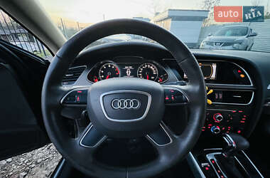 Седан Audi A4 2012 в 