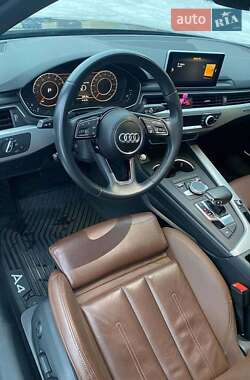 Седан Audi A4 2019 в 