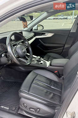 Седан Audi A4 2016 в 