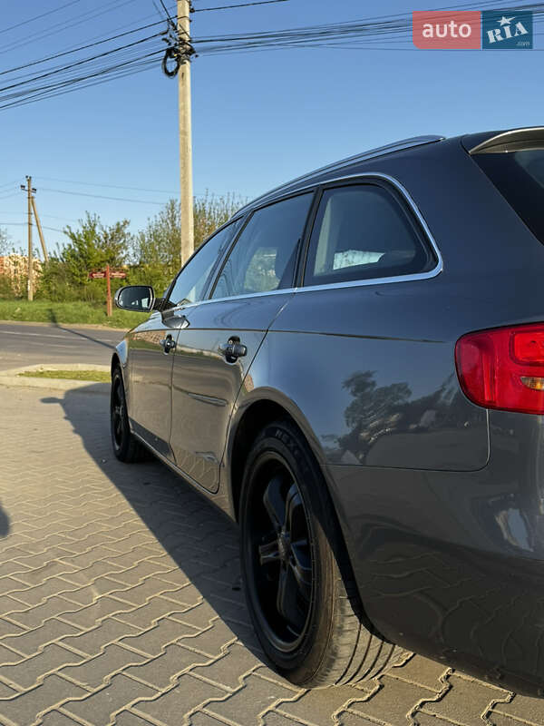 Универсал Audi A4 2012 в Черновцах