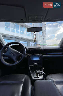 Седан Audi A4 1996 в 
