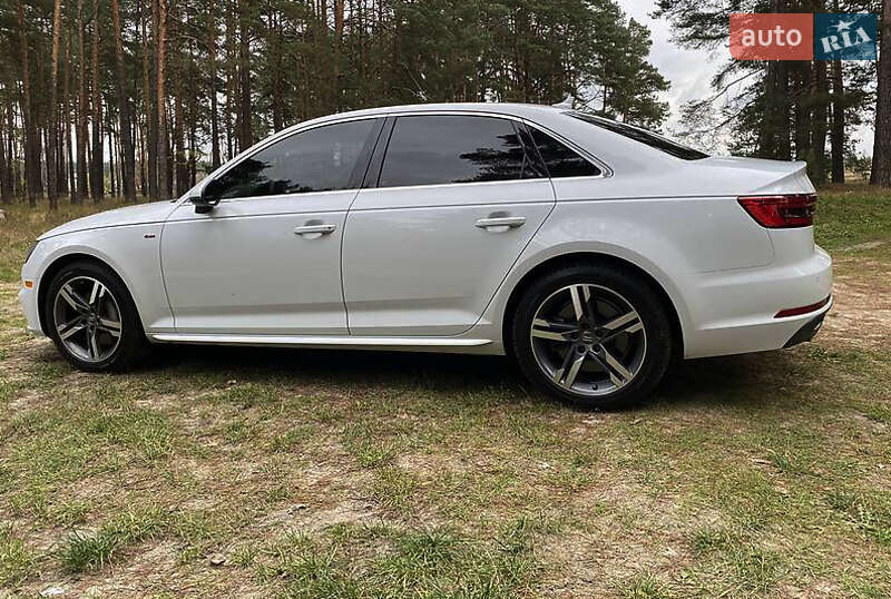 Седан Audi A4 2017 в Ровно