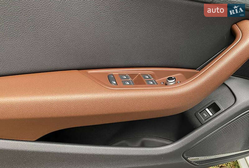 Седан Audi A4 2017 в Ровно