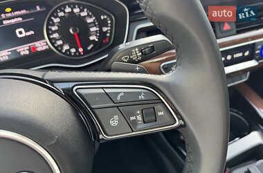 Седан Audi A4 2020 в 