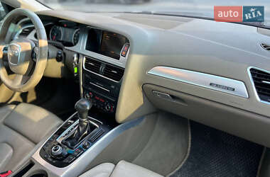 Седан Audi A4 2010 в 