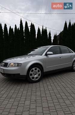 Седан Audi A4 2001 в 