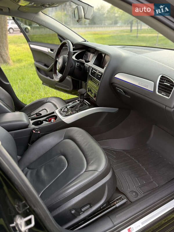Седан Audi A4 2011 в Днепре