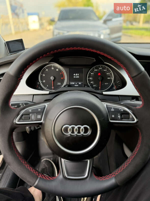 Седан Audi A4 2011 в Днепре