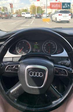 Седан Audi A4 2011 в 