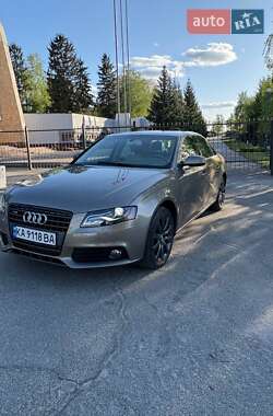 Седан Audi A4 2010 в 