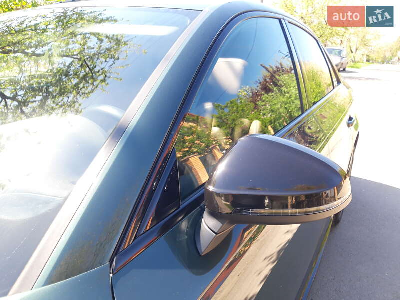 Седан Audi A4 2016 в Луцке фото 39 Седан Audi A4 2016 в Луцке