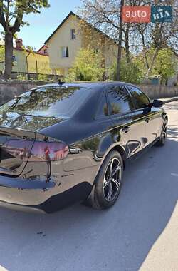 Седан Audi A4 2011 в 