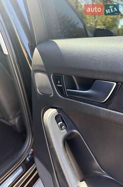 Седан Audi A4 2011 в 