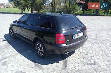 Универсал Audi A4 1998 в 