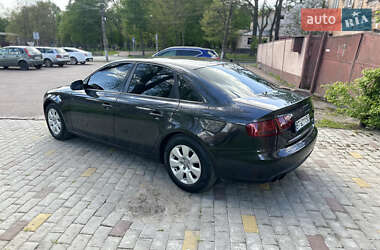 Седан Audi A4 2011 в 