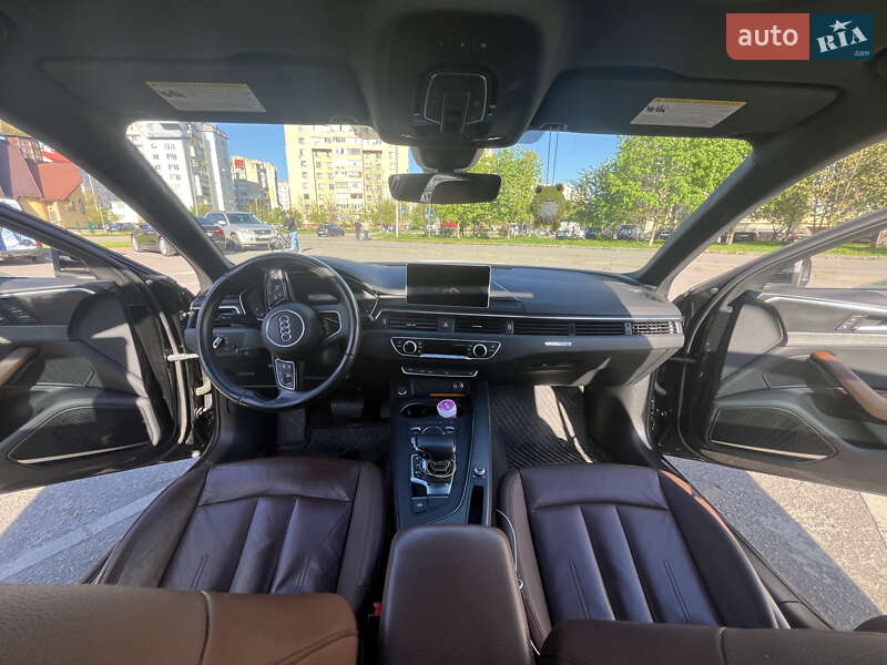 Седан Audi A4 2017 в Ивано-Франковске